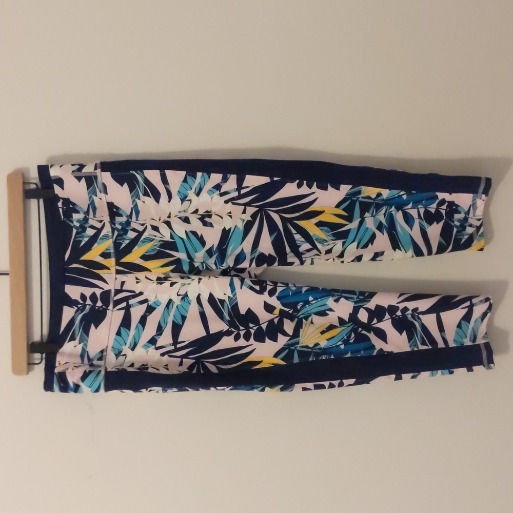 Old Navy Capri Workout Leggings